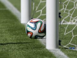 Teknologi Goal-Line: Solusi Akurat untuk Menghindari Gol Kontroversial