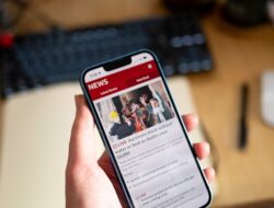 Di Tengah Banjir Informasi, Bagaimana Memilih Portal Berita yang Tepat?